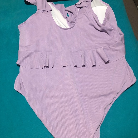 SHEIN Plus Rib Ruffle Trim One Piece - Picture 3 of 6